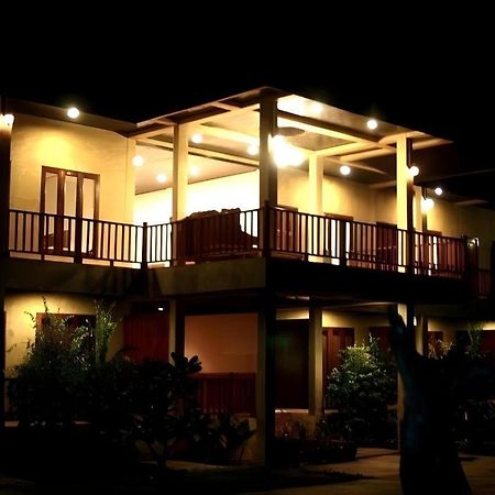 Hotel Phutawanchomdow Tha Li Exterior foto